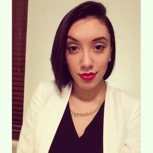 Meet your Posher, Stacey